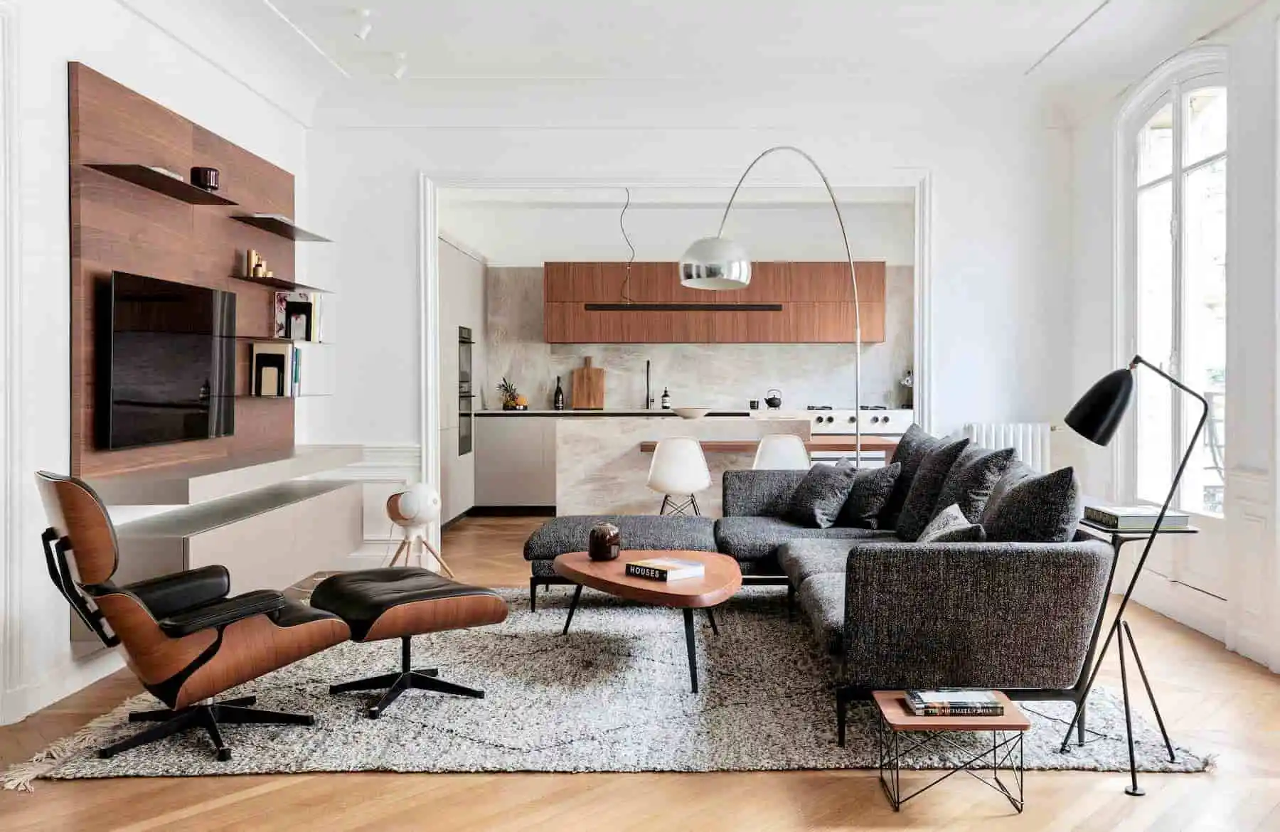 Apartment Paris 17 · Parc Monceau · Spacious familial home · 150 m² (1,615 ft²)
