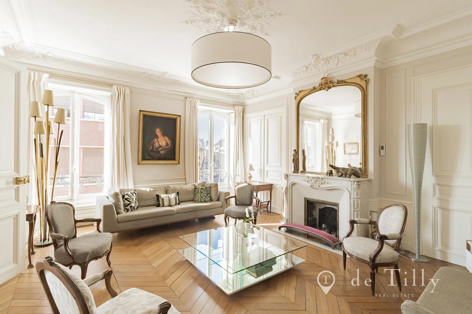Apartment Paris 8 · Quartier de l'Europe · Three bedrooms · 160.02 m² (1,722 ft²)
