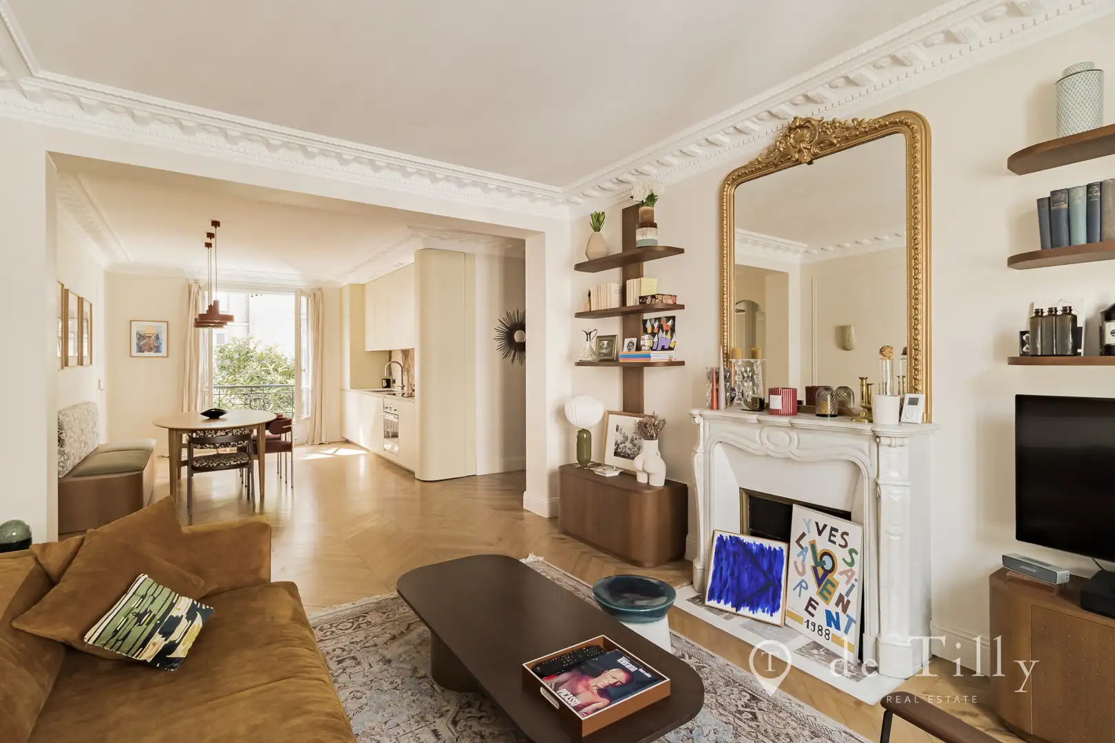 Apartment Paris 18 · Abessses  · Three bedrooms  · 83m² (893ft²)